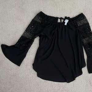 Joseph Ribkoff black top size 14
